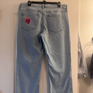 Hollister Y2K Low Rise Straight Leg Jeans w/ Strawberry Embroidery W31
